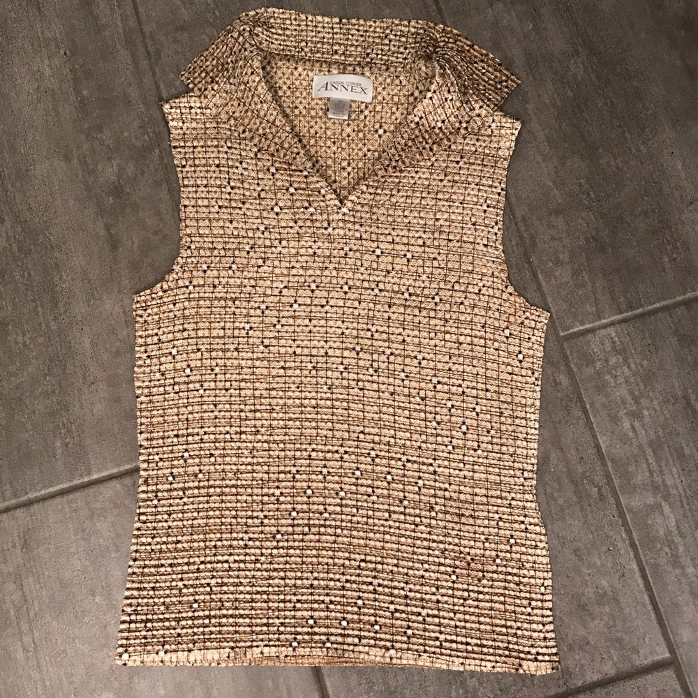 Casual Corner Short Sleeve Shirt